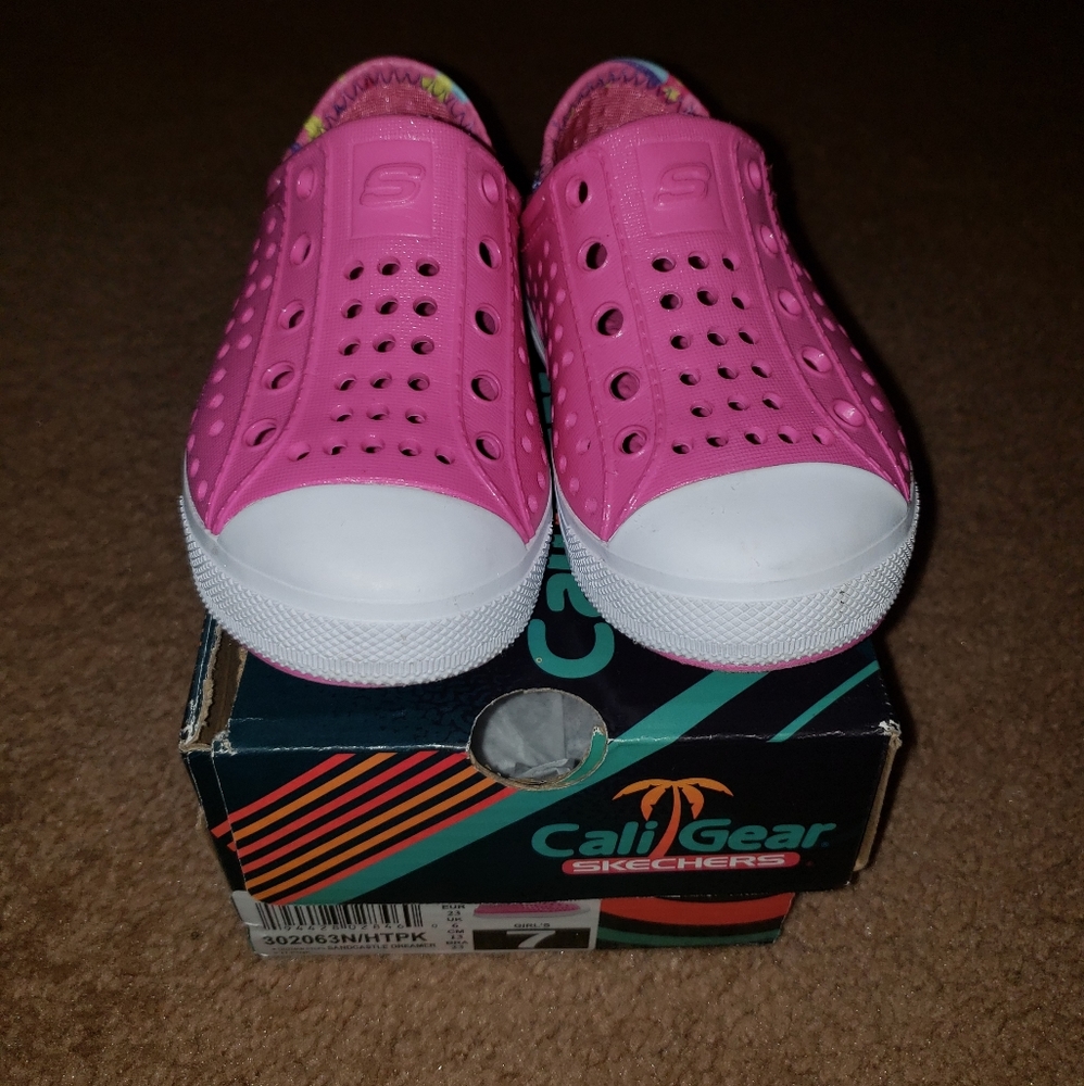 Skechers Slip On Sneakers